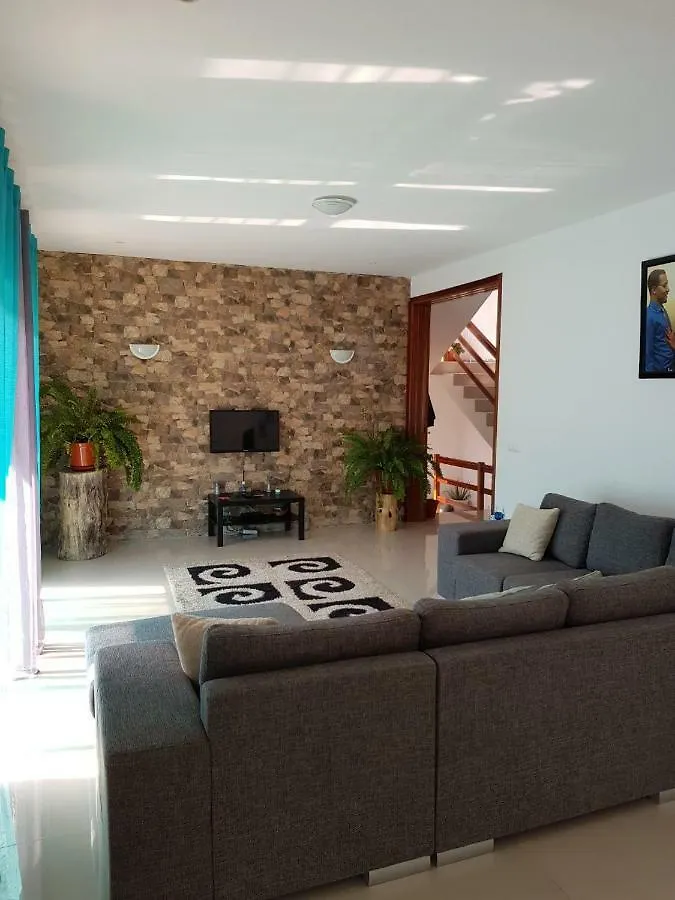 ファームステイ ホテルCasa Do Planalto Ribeira Grande カーボベルデ